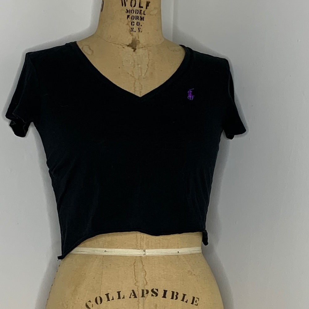 black crop top